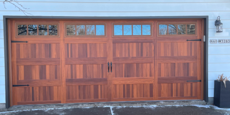 Local Garage Door Companies in Oconomowoc, Wisconsin
